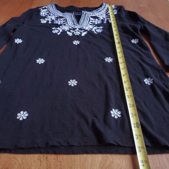 Talbots Embroidered Cotton Tunic Sz M Black 3/4 Sleeve Split Neck Boho Floral - Picture 6 of 8